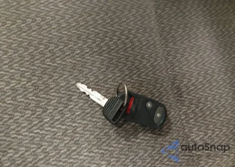 2000 Honda Civic Lx from USA, damaged, VIN 1HGEJ6674YL026106